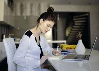 Как да работим у дома по време на извънредно положение? Работа от вкъщи